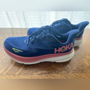 Hoka Clifton 9